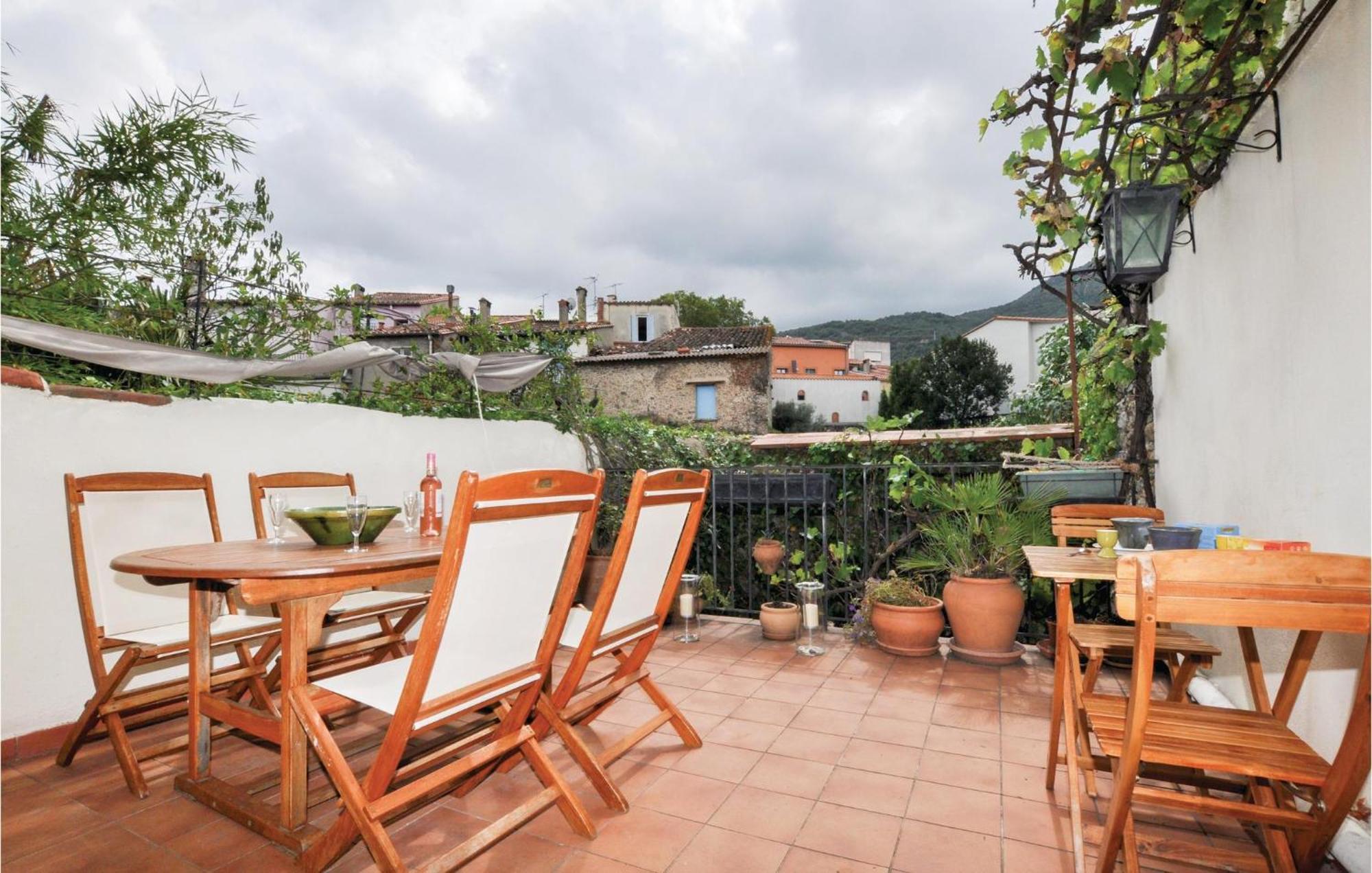 Amazing Home In Ceret With Wifi Zewnętrze zdjęcie